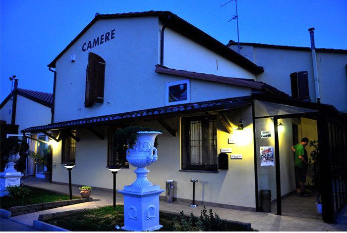 Locanda Del Lupo Faenza Exterior foto